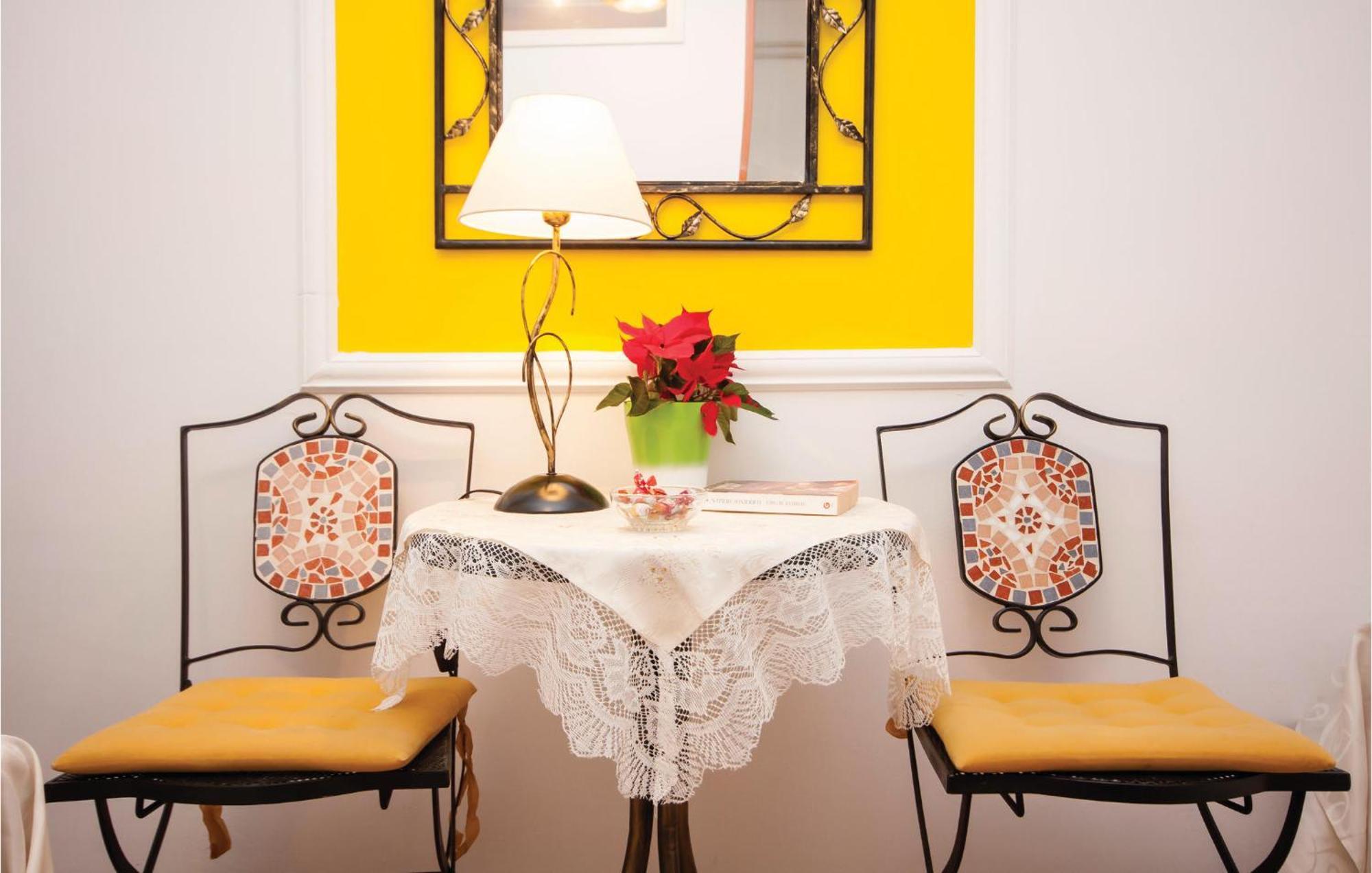 Cozy Apartment In Brodarica With Wifi Εξωτερικό φωτογραφία