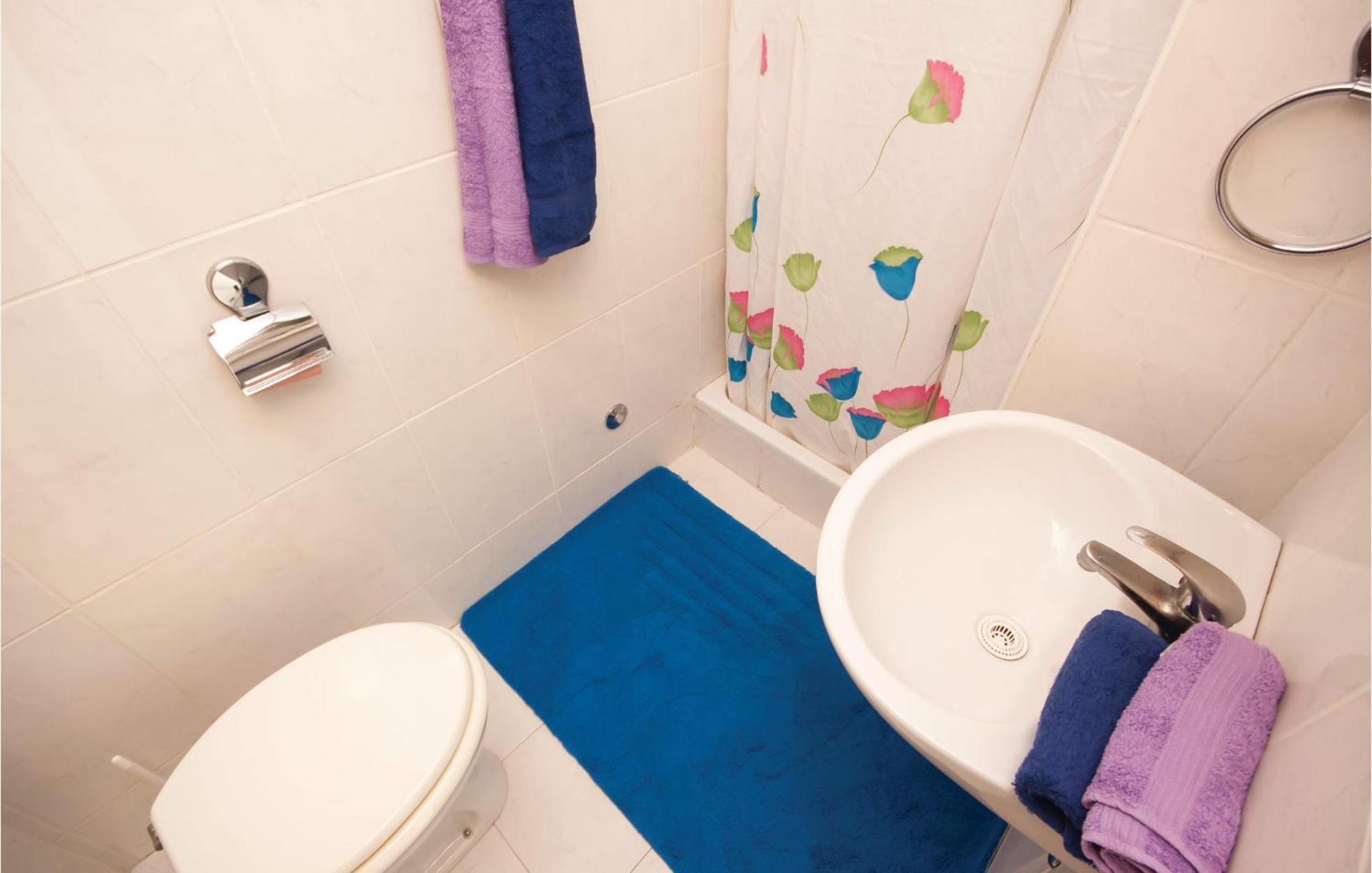 Cozy Apartment In Brodarica With Wifi Εξωτερικό φωτογραφία